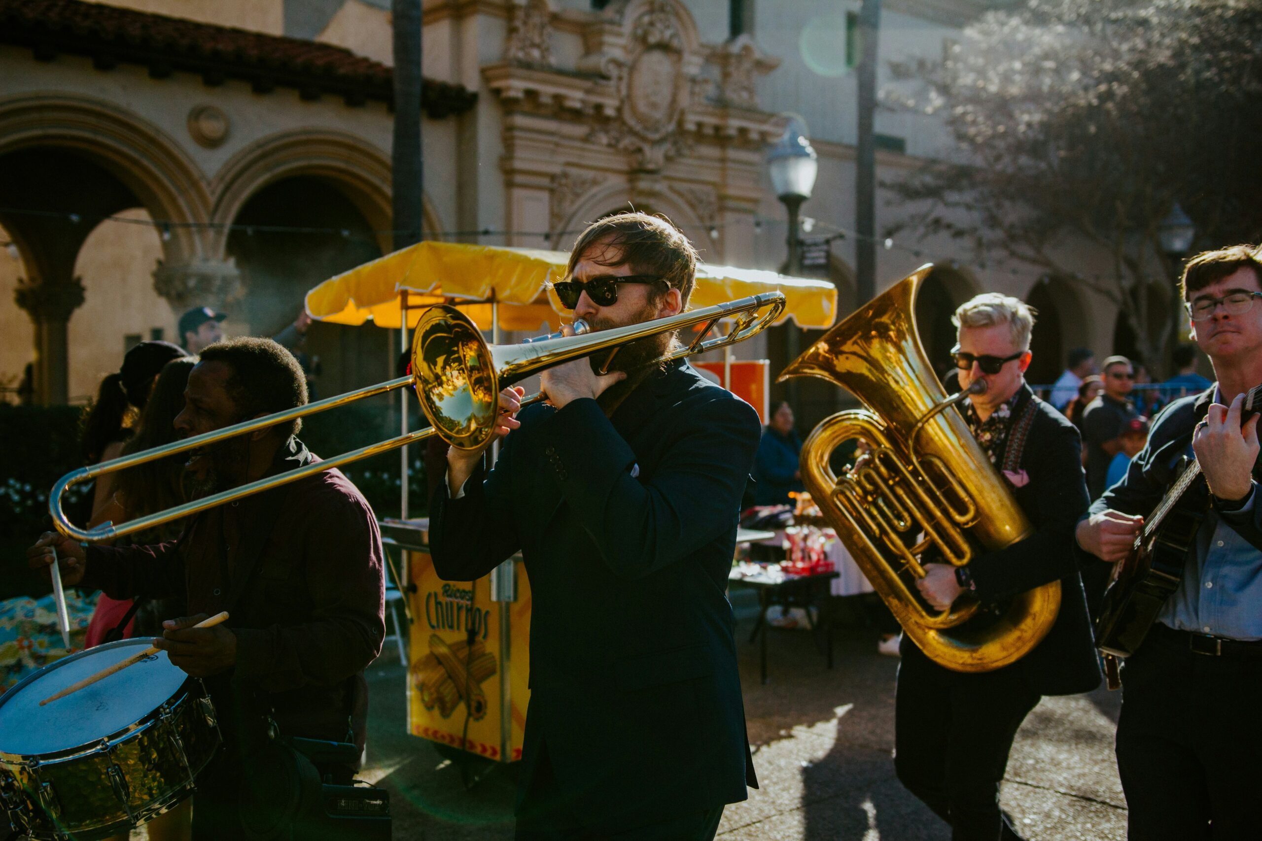 Fanfare - Photo par Gabe Pierce via Unsplash